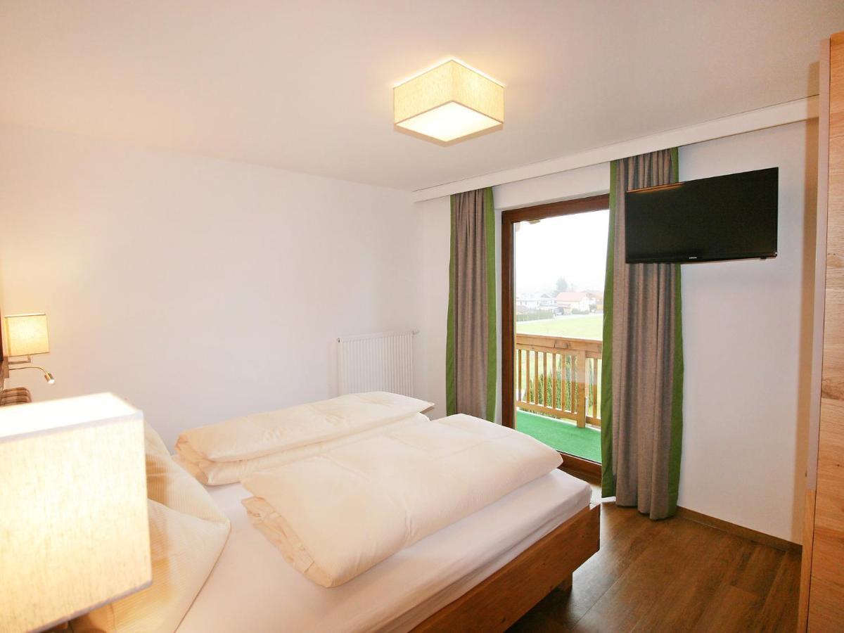 Holiday Home Happy By Interhome Eben Im Pongau Exterior photo